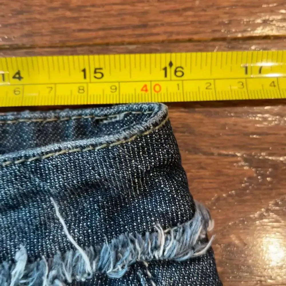 Blue Asphalt Y2K Low Rise Denim Women’s Small Distressed Dark Wash Micro‎ Shorts